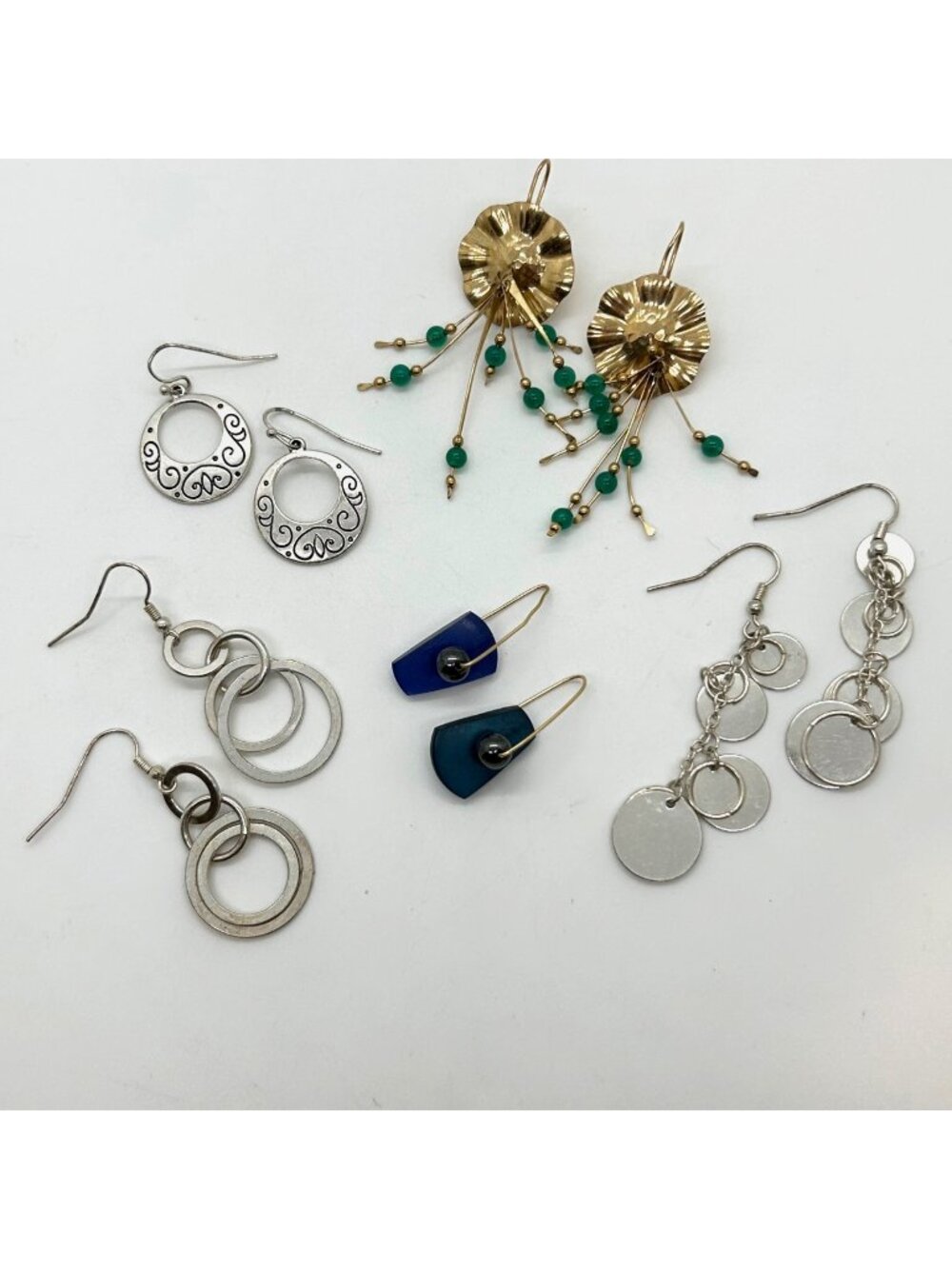 Dangle Earrings Lot Of 5 Silvertone Gold Tone Pierced Boho Vintage Modern Styles